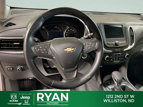 Used 2024 Chevrolet Equinox LT AWD/4WD image 17
