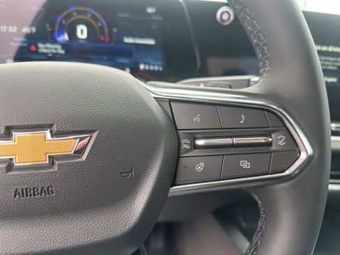 New 2026 Chevrolet Equinox LT w/ LPO, Floor Liner Package image 20