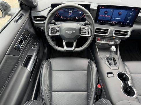 Used 2026 Ford Mustang Premium RWD image 13