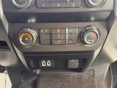 Used 2020 Ford F150 XLT image 18