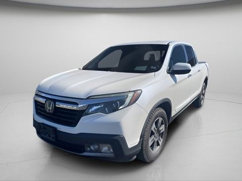 Used 2018 Honda Ridgeline RTL-E image 2