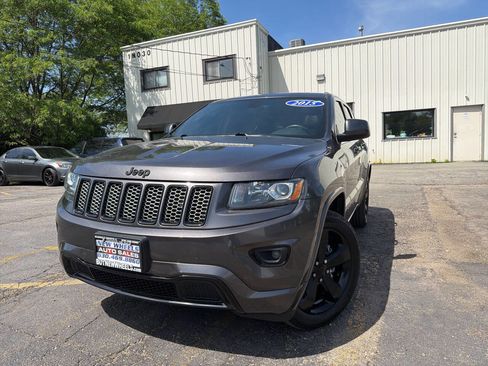 Used 2015 Jeep Grand Cherokee Altitude AWD/4WD image 1