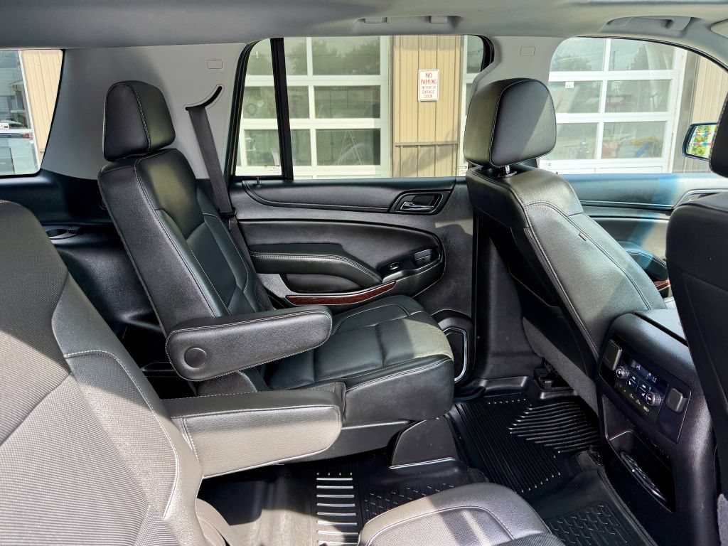 Used 2018 GMC Yukon SLT w/ Open Road Package AWD/4WD image 19
