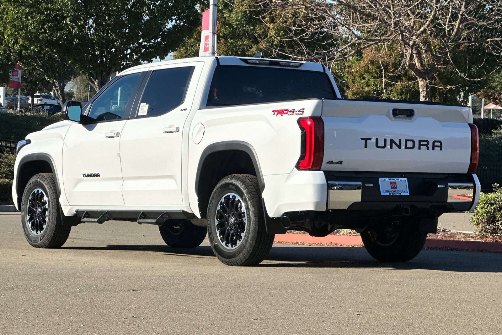 New 2026 Toyota Tundra SR5 w/ TRD Off-Road Package AWD/4WD image 6