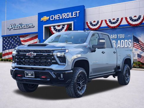New 2026 Chevrolet Silverado 2500 ZR2 AWD/4WD image 2
