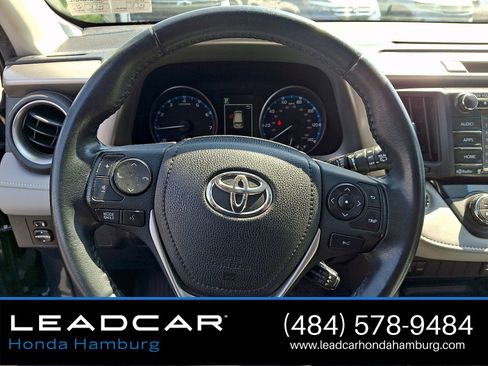 Used 2017 Toyota RAV4 XLE AWD/4WD image 20