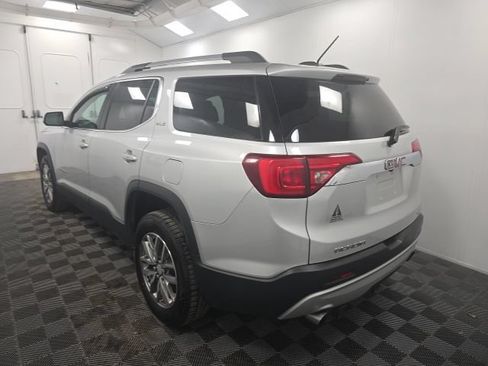 Used 2019 GMC Acadia SLE AWD/4WD image 4