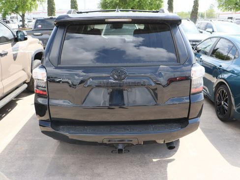 Used 2023 Toyota 4Runner SR5 Premium w/ Moonroof Package image 7