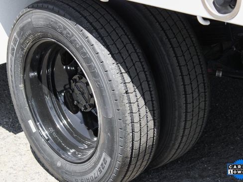 Used 2022 Ford F550 2WD Crew Cab Super Duty w/ Power Equipment Group image 37