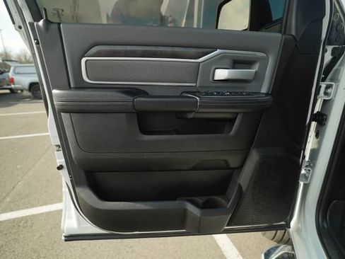 Used 2023 RAM 2500 Big Horn w/ Level 1 Equipment Group image 14