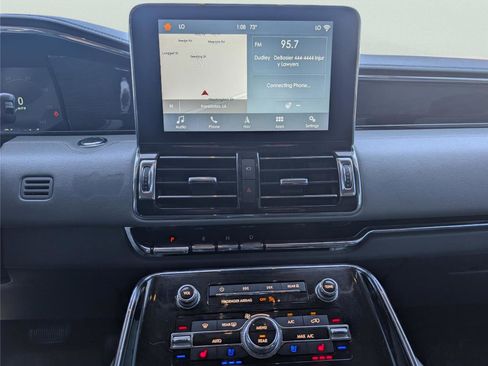 Used 2019 Lincoln Navigator L Reserve w/ Cargo Package image 32