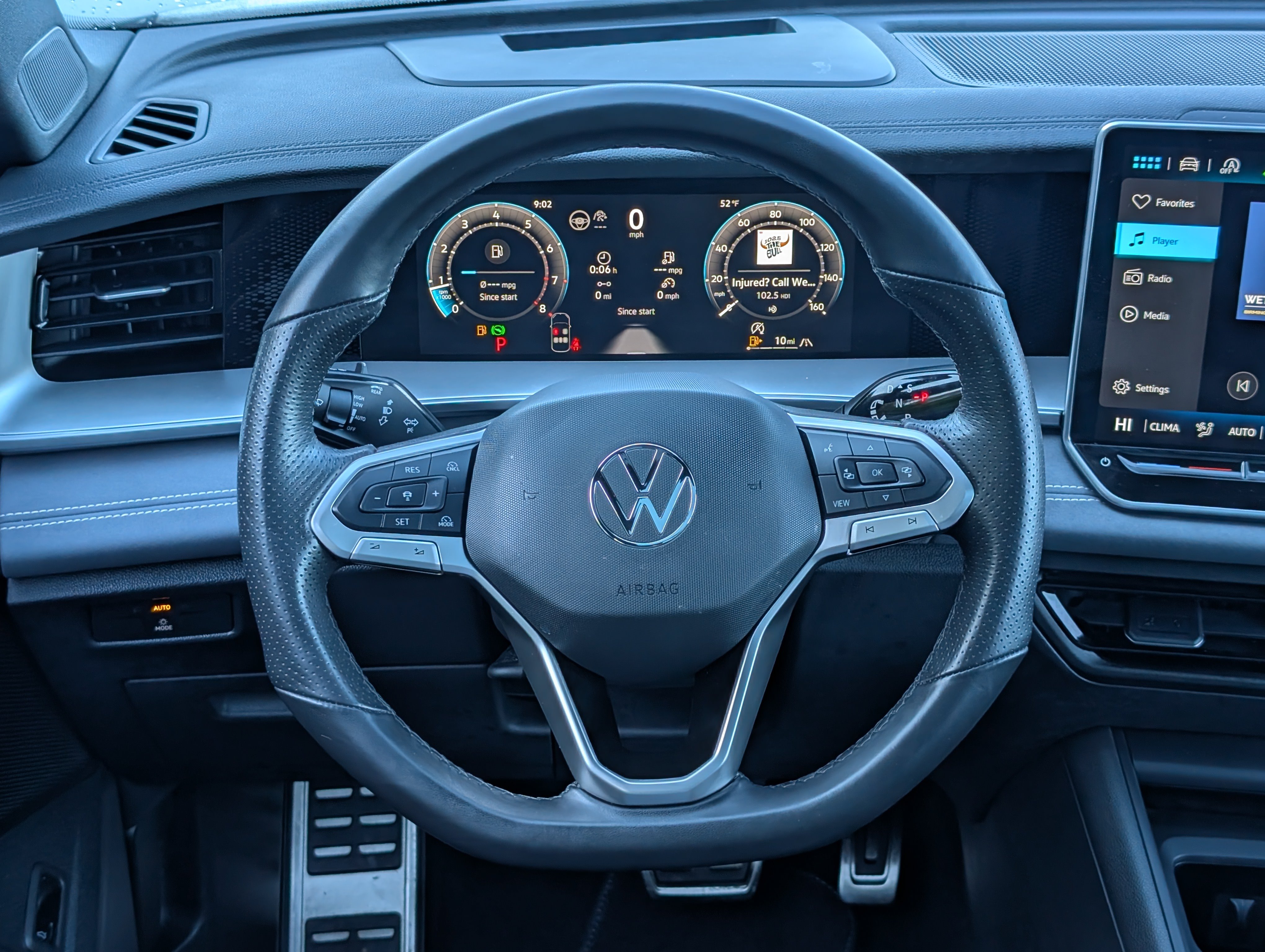 Used 2026 Volkswagen Tiguan SE R-Line AWD/4WD image 25