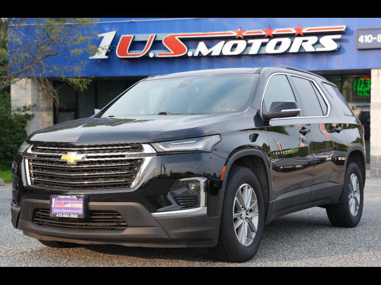 Used 2023 Chevrolet Traverse LT AWD/4WD image 1