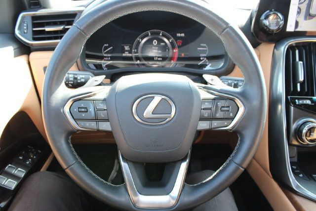 Certified 2024 Lexus LX 600 4WD w/ Interior Upgrade Package image 17