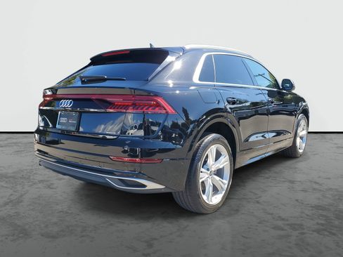 Used 2023 Audi Q8 Premium Plus w/ Premium Plus Package image 4