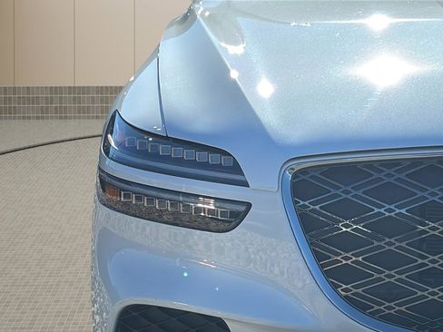 Used 2026 Genesis GV70 2.5T image 10