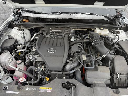 Used 2024 Toyota Crown Platinum image 26