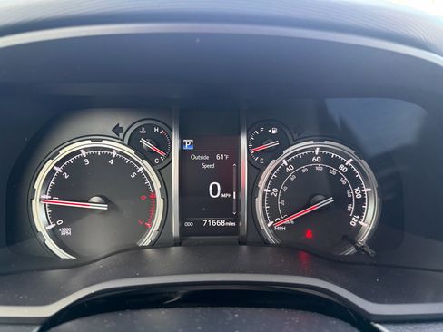 Used 2021 Toyota 4Runner Limited image 16