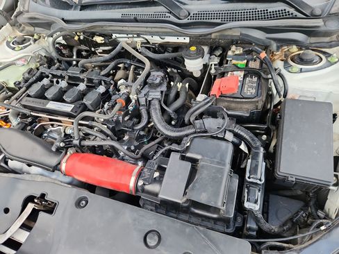 Used 2019 Honda Civic EX image 17