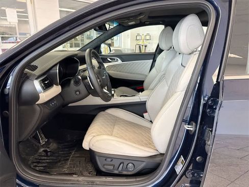 Used 2023 Genesis G70 3.3T w/ Sport Prestige Package image 15