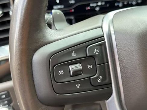 Used 2022 GMC Sierra 1500 SLT w/ SLT Premium Plus Package AWD/4WD image 12