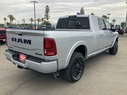 New 2026 RAM 2500 Limited AWD/4WD image 10