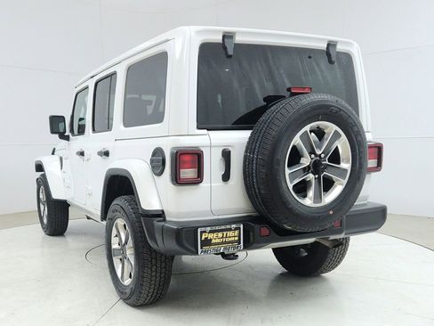 Used 2023 Jeep Wrangler Unlimited Sahara AWD/4WD image 5