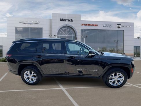 Used 2023 Jeep Grand Cherokee L Limited AWD/4WD image 6
