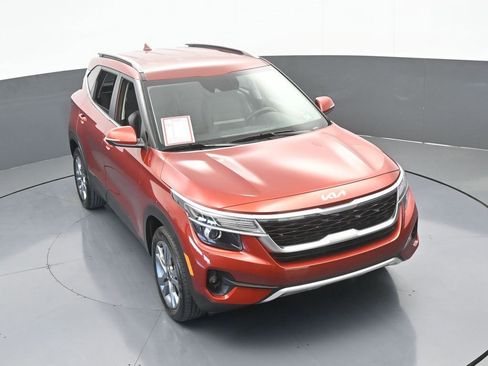 Used 2023 Kia Seltos S image 47