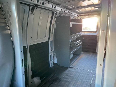 Used 2012 Chevrolet Express 2500 RWD image 16
