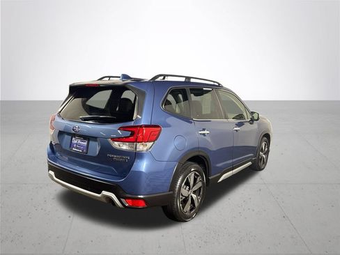 Used 2019 Subaru Forester Touring AWD/4WD image 6