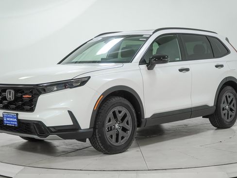 Certified 2026 Honda CR-V TrailSport image 4