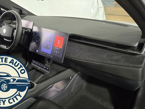 Used 2023 Fisker Ocean Ultra image 35