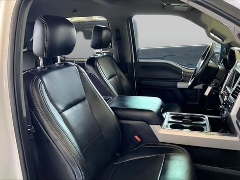 Used 2019 Ford F250 Lariat w/ Lariat Value Package AWD/4WD image 9