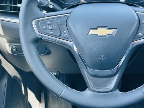 Used 2024 Chevrolet Equinox LT w/ LPO, Floor Liner Package FWD image 16