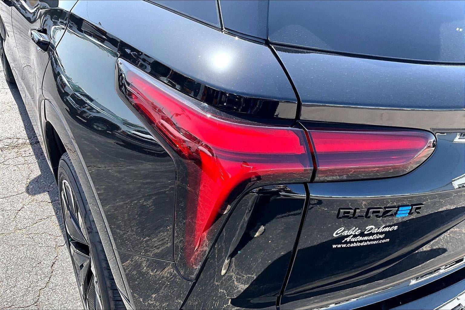 Used 2024 Chevrolet Blazer EV RS AWD/4WD image 28