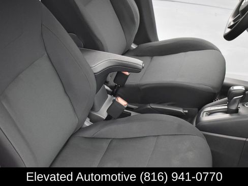 Used 2025 Nissan Kicks Play S FWD image 7