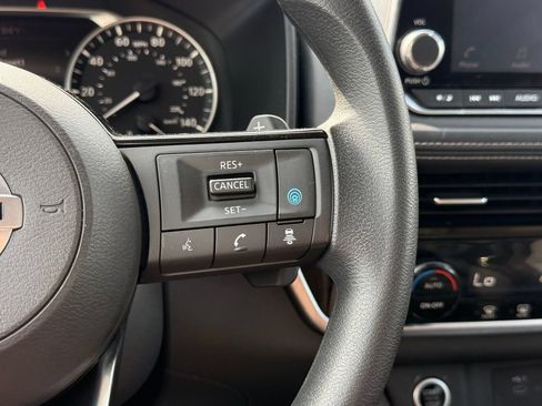 Certified 2021 Nissan Rogue SV AWD/4WD image 18