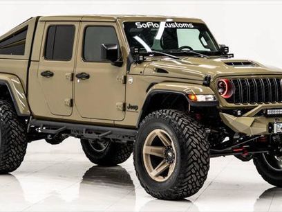 Used 2025 Jeep Gladiator Sport