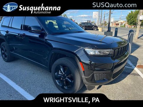Used 2023 Jeep Grand Cherokee L Laredo AWD/4WD image 1