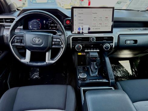 Used 2024 Toyota Tacoma TRD Off-Road w/ TRD Off Road Upgrade Package AWD/4WD image 37