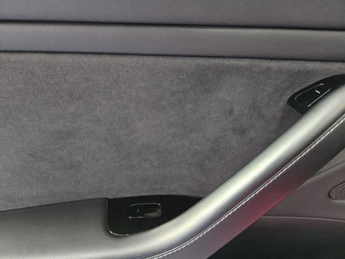 Used 2018 Tesla Model 3 Long Range RWD image 11