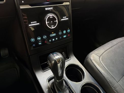 Used 2016 Ford Flex Limited FWD image 21