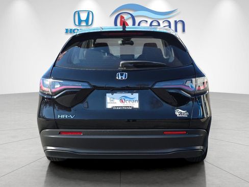 Used 2023 Honda HR-V LX image 4