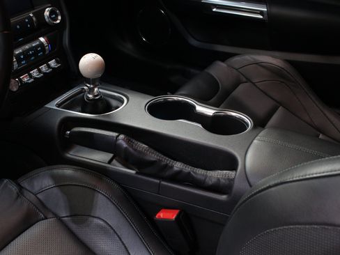 Used 2019 Ford Mustang Bullitt RWD image 20