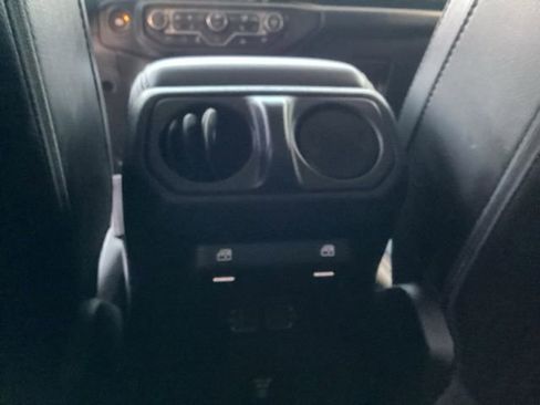 Used 2023 Jeep Wrangler Unlimited Sahara w/ Cold Weather Group image 32