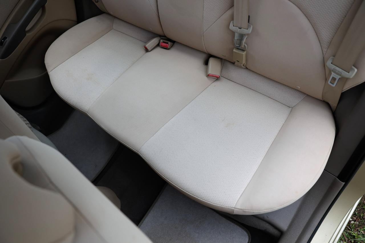 Used 2010 Kia Rio LX w/ Value Pkg FWD image 10