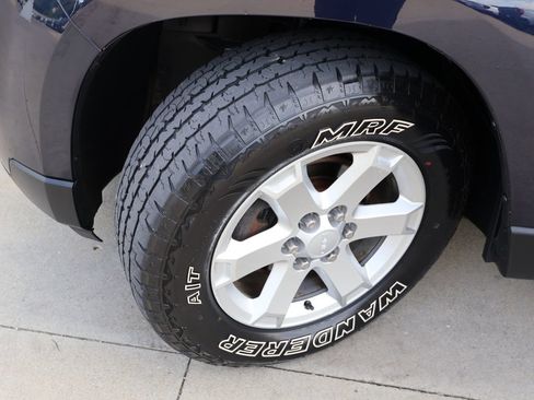 Used 2015 GMC Acadia SLE AWD/4WD image 37