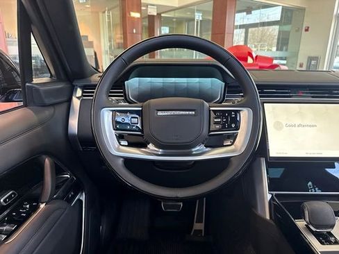 New 2025 Land Rover Range Rover Long Wheelbase SE AWD/4WD image 23