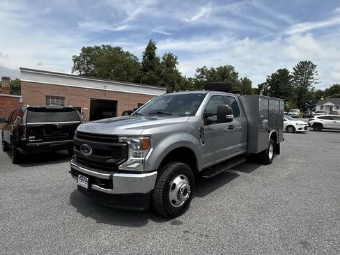Used 2020 Ford F350 XL w/ Power Equipment Group image 1